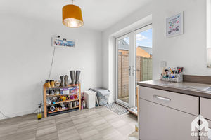 Photo 8- click for photo gallery